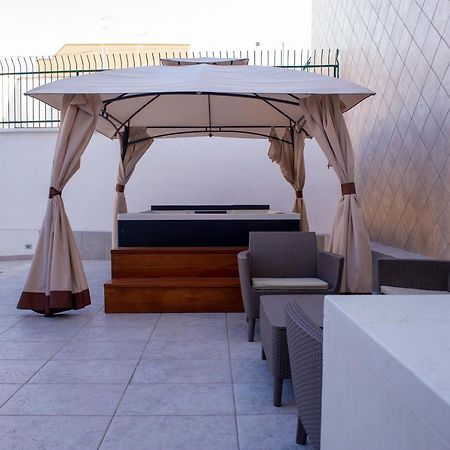 Joyce Luxury Suite Монополи Экстерьер фото